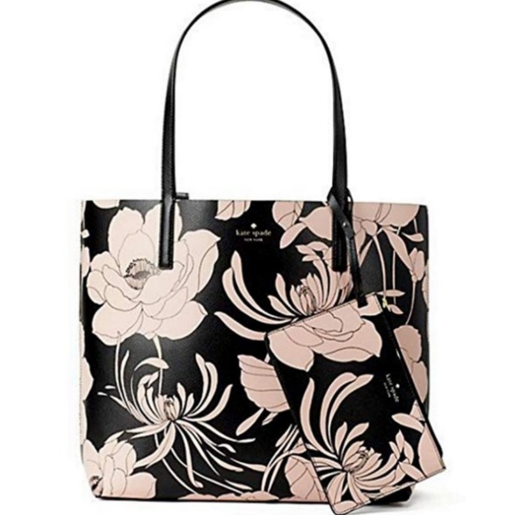 kate spade Handbags - NWT Kate Spade Tote
